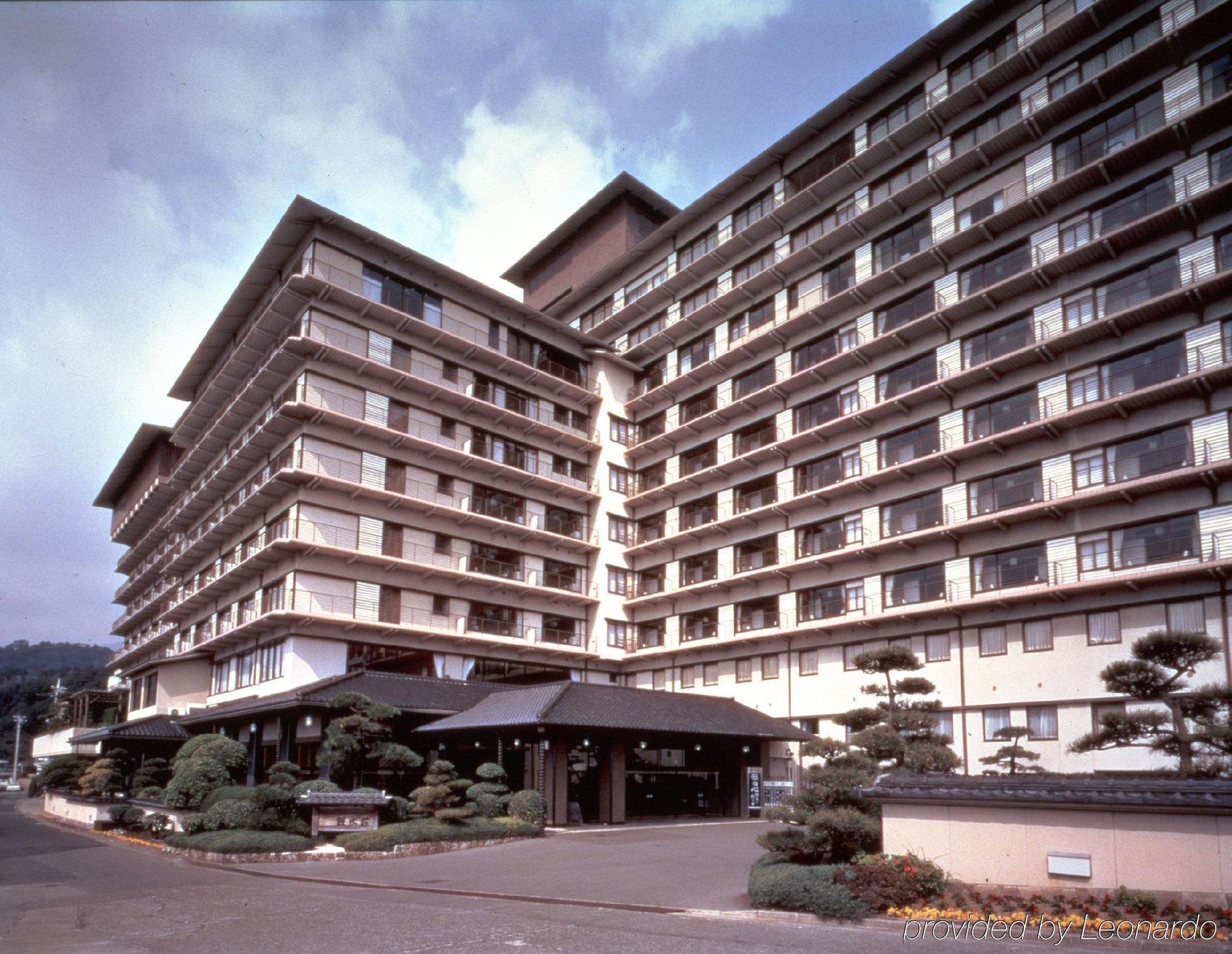 Отель Inatori Ginsuiso Хигасиидзу Экстерьер фото